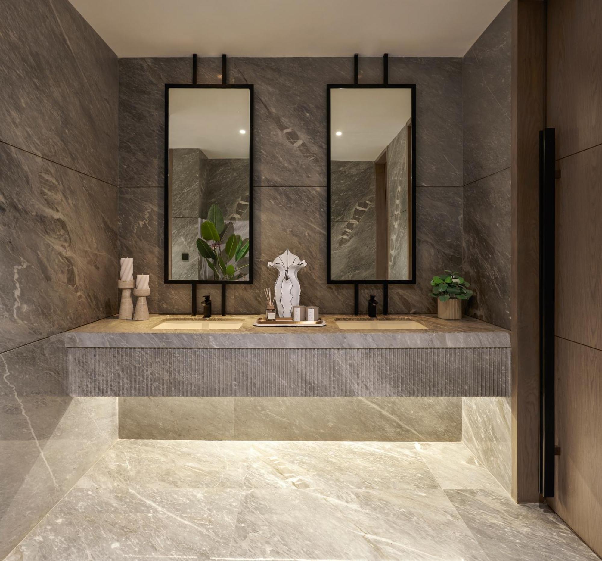Astoria Hotel 3*