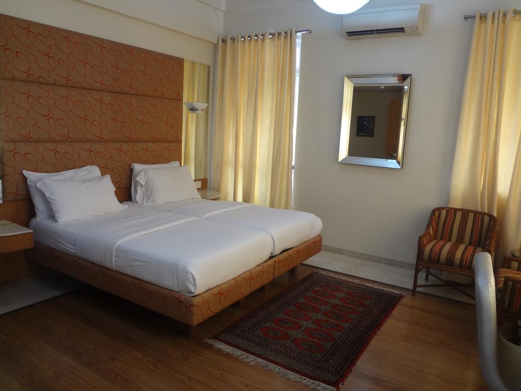 Astoria 3*