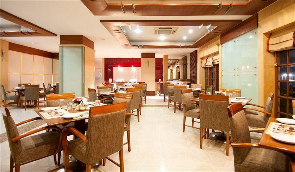 Astoria Hotel 3*